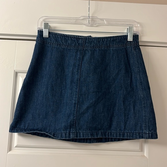 Brandy Melville Short Mini Denim Skirt - Picture 1 of 5